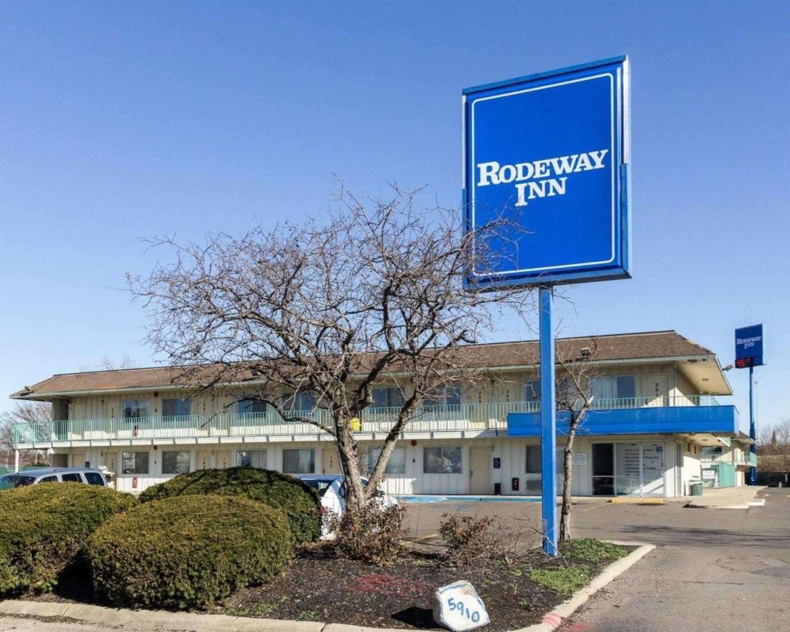 Rodeway Inn Columbus Exteriör bild